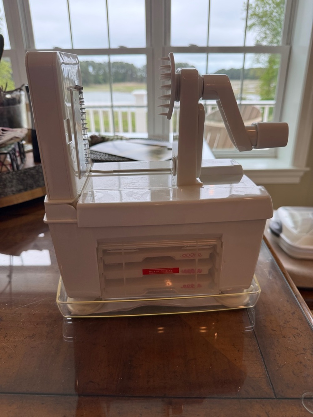 Paderno 4 blade White Manual Spiralizer/Vegetable Slicer